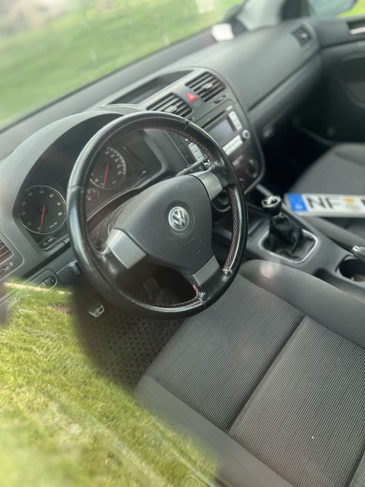 VOLKSWAGEN Golf 2004 — imagine 5
