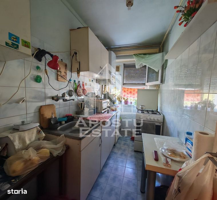 Apartament cu 4 camere de vanzare , Zona Dacia ,Timisoara