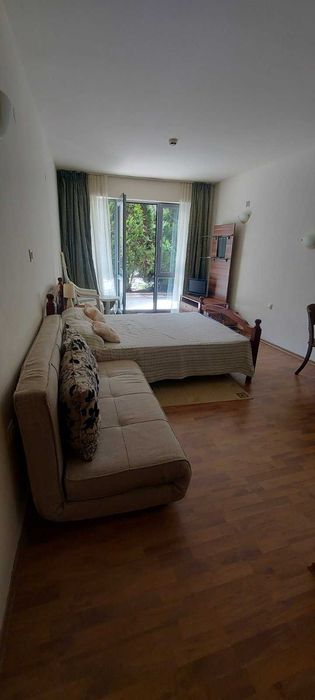 Просторен едностаен апартамент в близост до морето, к-с „Black Sea View”