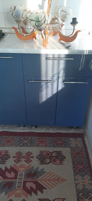 Продам мебель на кухню