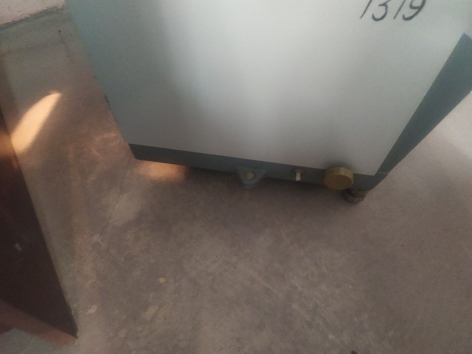 Весы лабораторные.