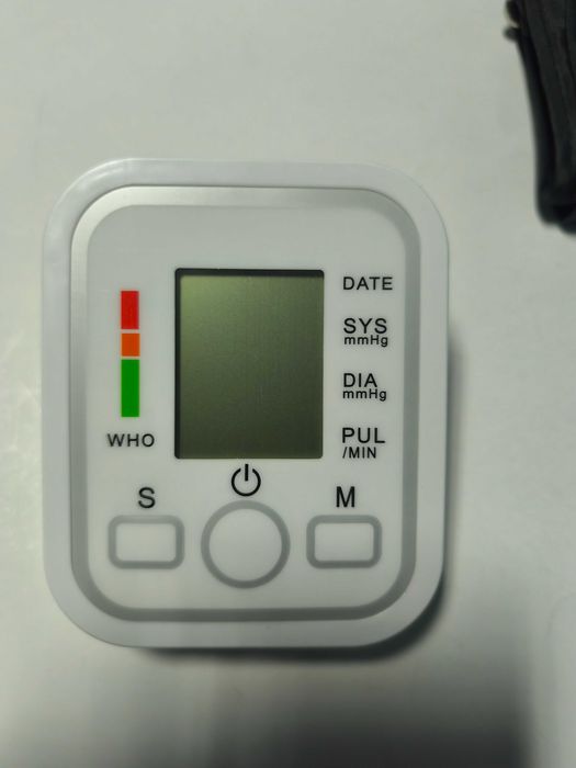 Tensiometru electronic de brat