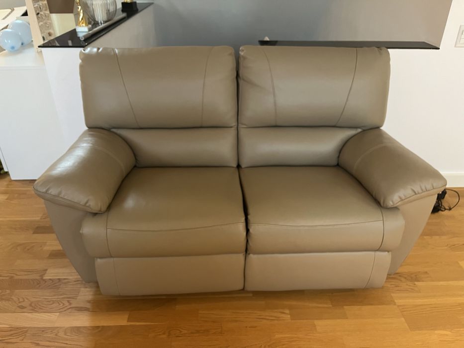 Set 3 canapele cu recliner (2+2+3 locuri) – bej, stare foarte bună