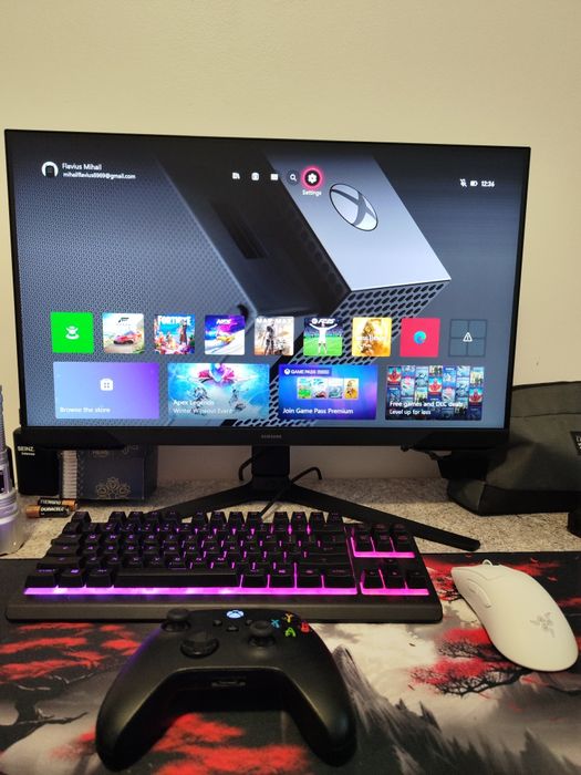 Xbox One X 1TB 2 controllere+ jocuri