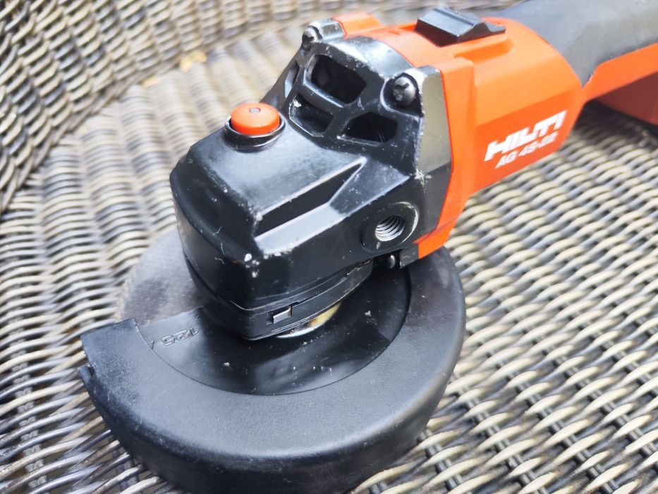 Flex Hilti Nuron cu variator AG 4S 22