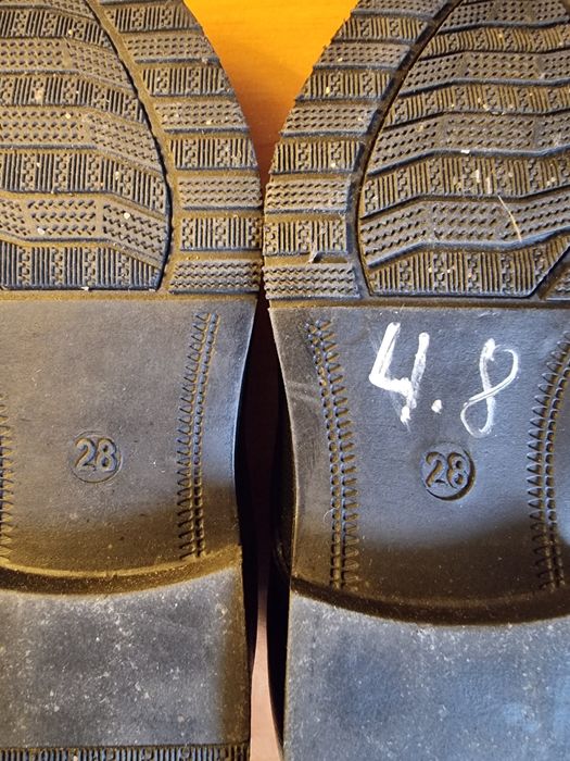 Туфли детские продам