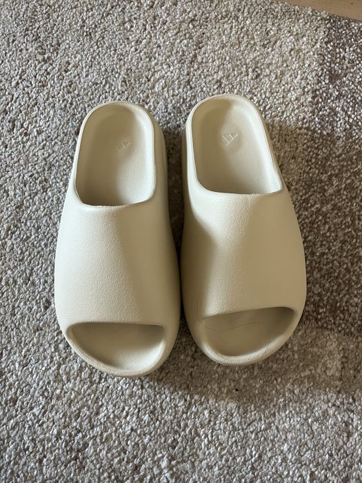Yezzy Slides-Bone