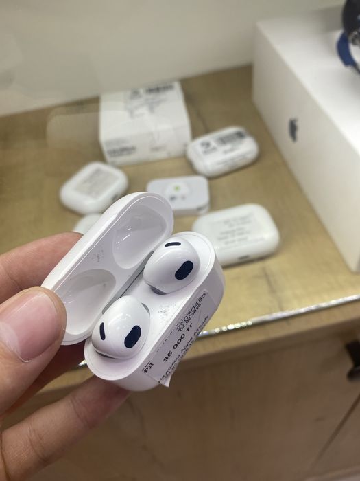 Apple Airpods 3 поколение