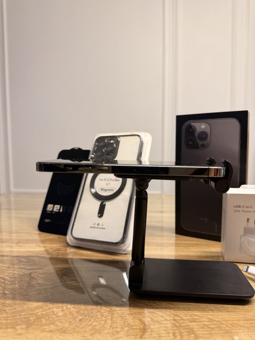 IPhone 13 Pro Max 5G Negru de 256GB cu Folie Husă și Încărcător 35w nou