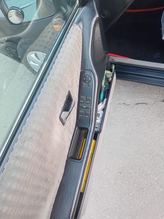 Продам ауди 80 б3