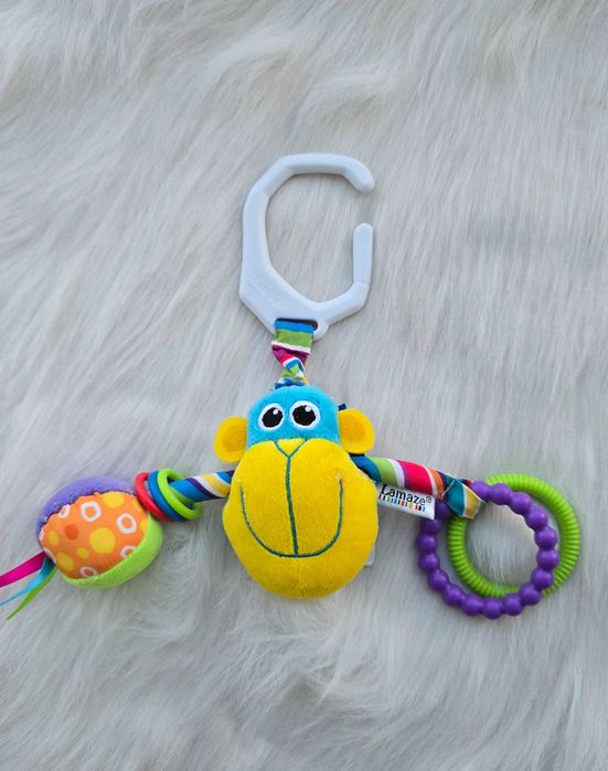 Играчки за детска количка и кошара