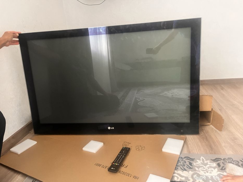 Продам телевизор