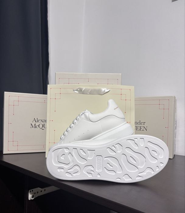 Alexander McQueen Full White