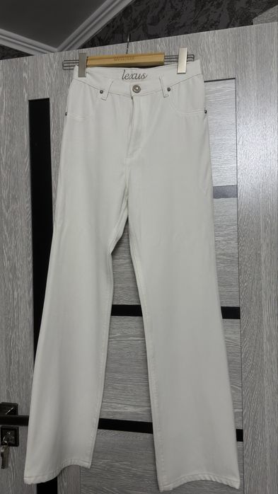 Продаю брюки женские