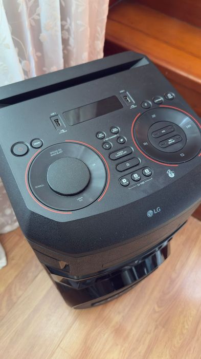 Музыкальный центр LG ON66