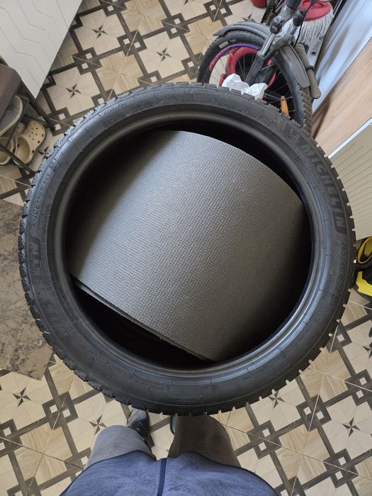 MICHELIN x-ice snow suv 265 40 R22