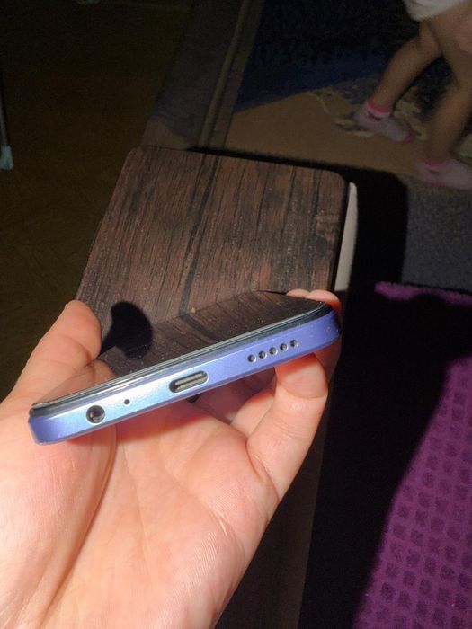 Продам телефон виво