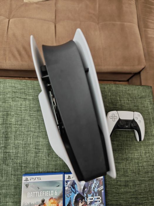 Playstation 5 Digital Edition 825GB CFI-2116 + Disc Drive
