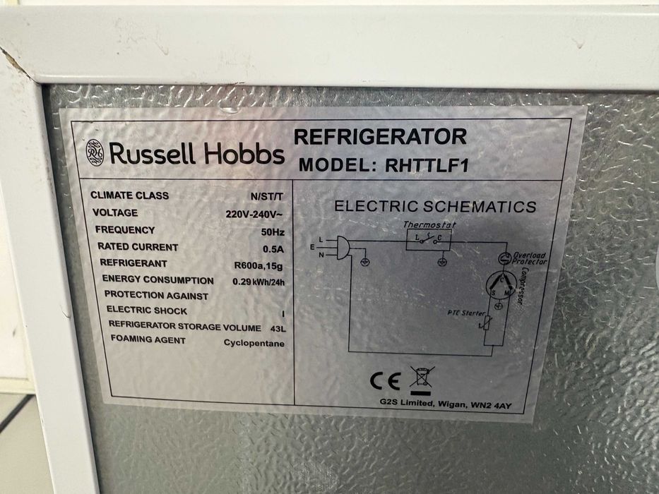 Хладилник - Russell Hobbs 43L