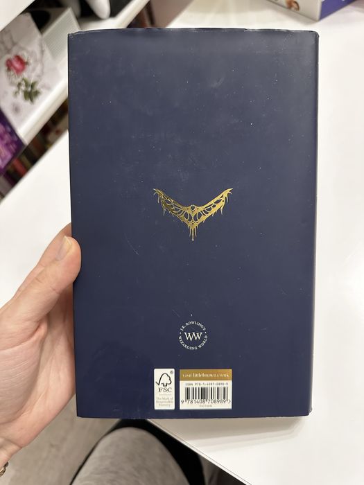 J. K. Rowling - Fantastic Beasts and Where to Find Them