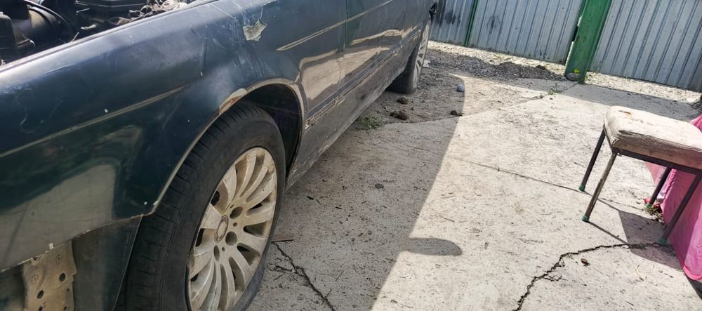BMW E34. 2.5  ванус