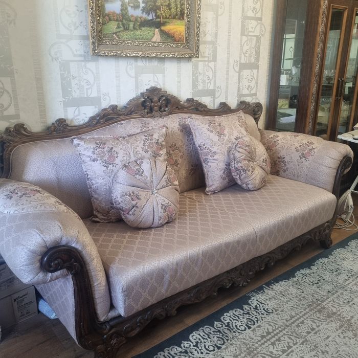 2 дивана (2-х и 3-х местные) б/у