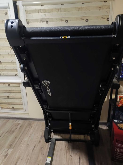 Бягаща пътека Kondition HT-8200, 2.5 HP, Автоматичен наклон