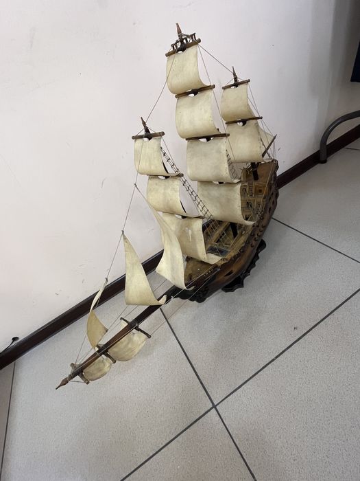 Продам макет корабля