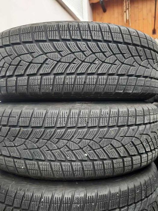 4 Броя 215/65/17 Goodyear 6,2mm