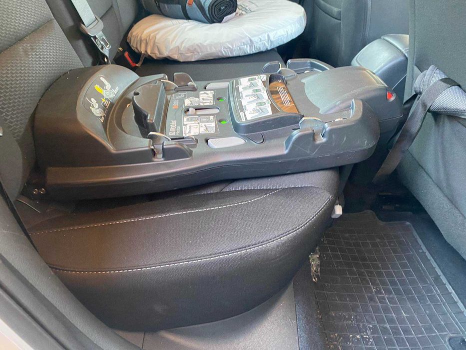 Бебешко кошче YOYO за кола и база Besafe