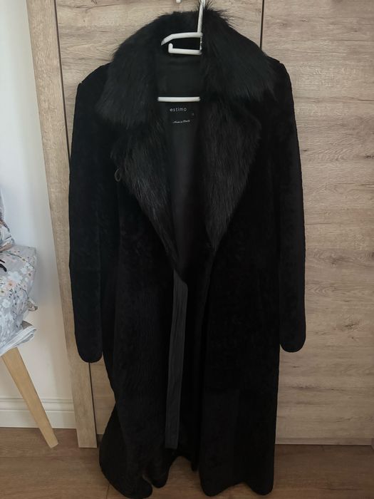Шуба каракулевая Estimo