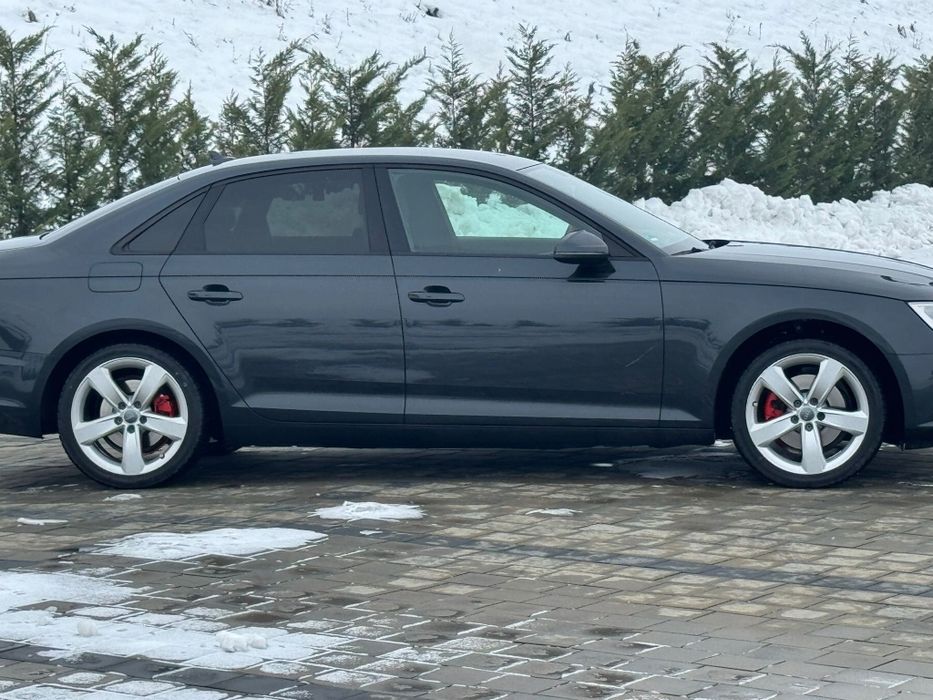 AUDI A4 B9   2019