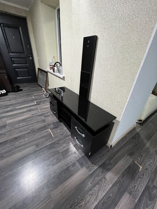 Качественный телевизор подставка