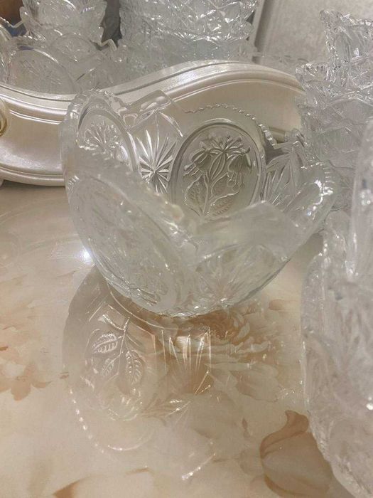Продам срочно!!! Хрустали большие 20000 шт