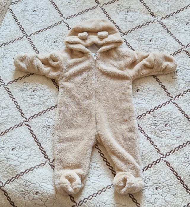 Продам детские комбинезоны