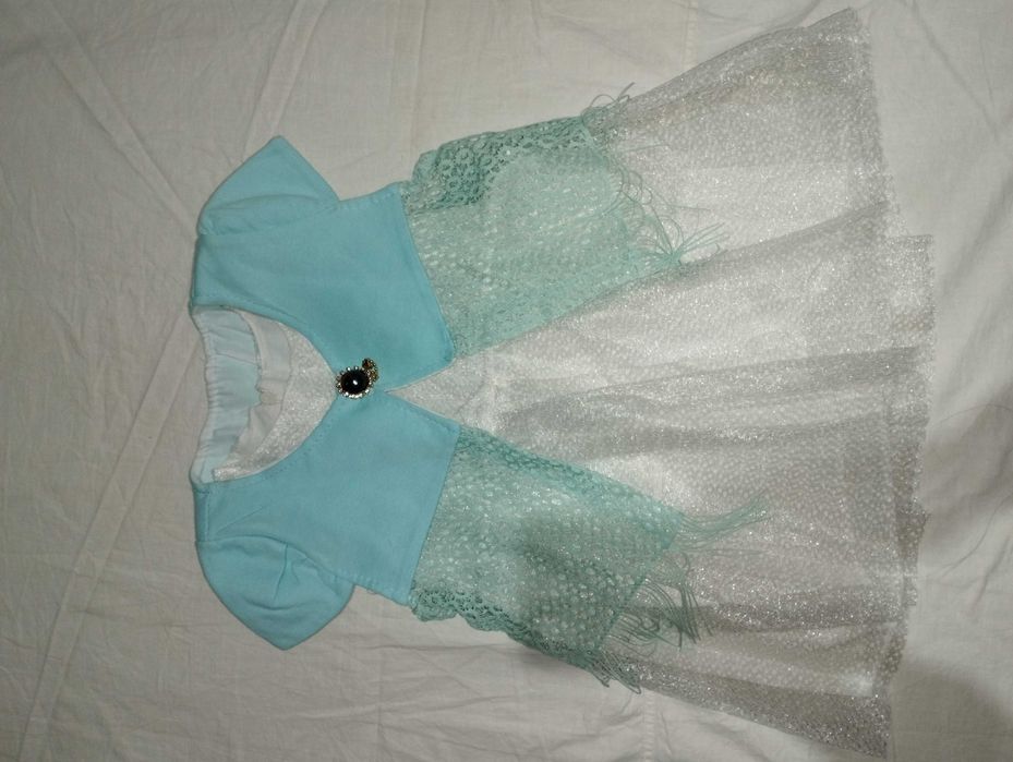 Детские платья с накидкой новые. Размеры есть