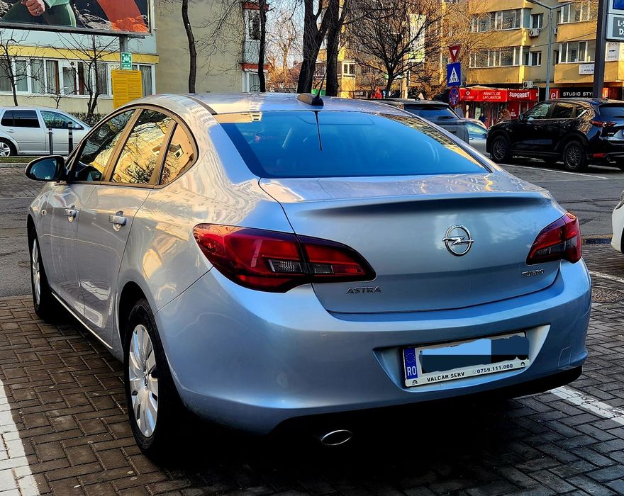 De vanzare opel astra turbo