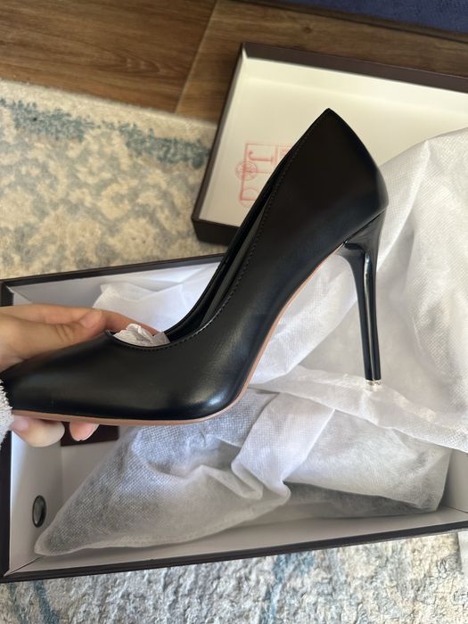 Новые лодочки черные туфли