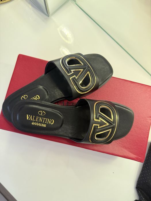 Черни чехли естествена кожа