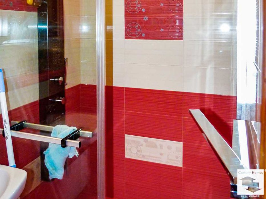 Продава се Къща в Горна Оряховица - 184 кв.м за 1414 €/кв.м - Снимка #18