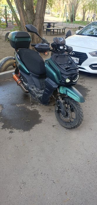 Продам скутер танк