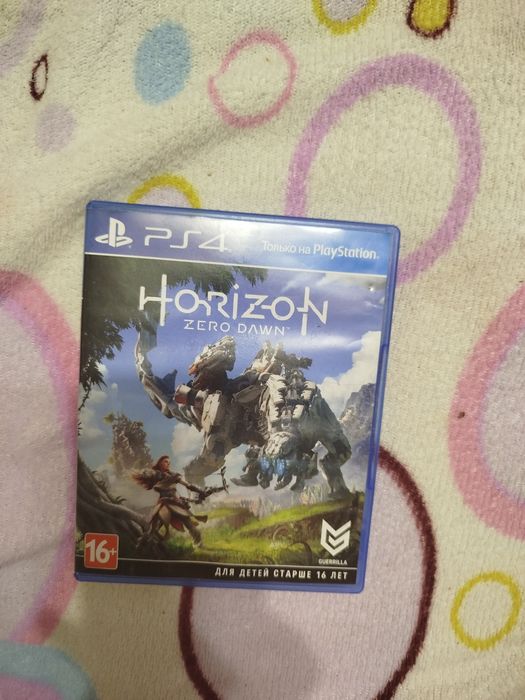 Продам игру на PS4 Horizon Zero Dawn