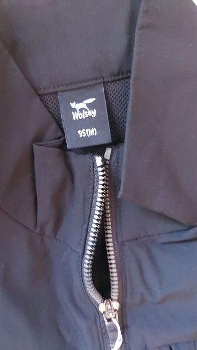 Продам костюм корейский,