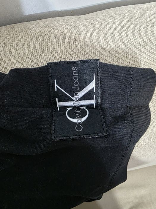 Calvin Klein Jeans 
Monogram Badge T-Shirt