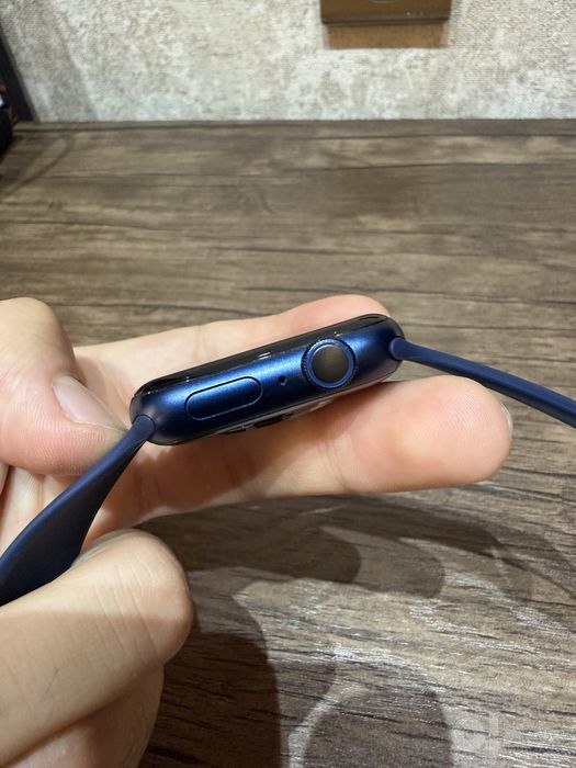 Apple watch 6, 44 mm.