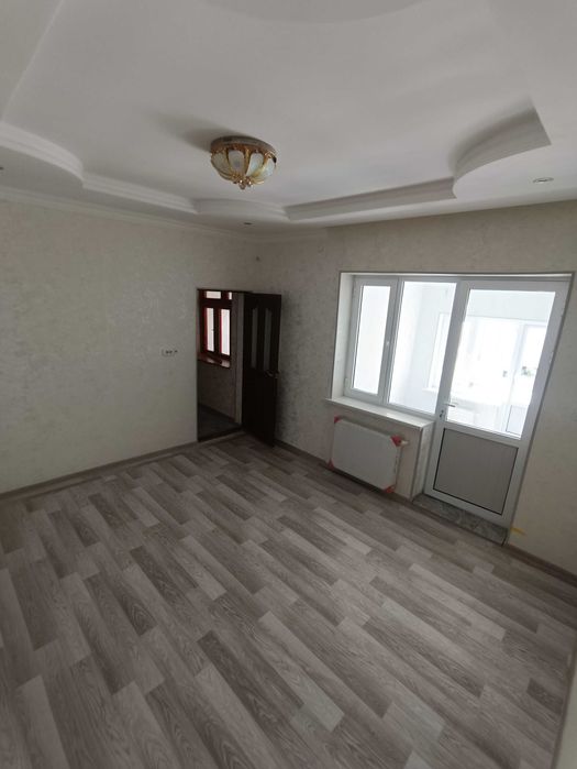 Yangi remontda selxozdan 2.5 km 3 xonali tupik kotej, narx kelishiladi