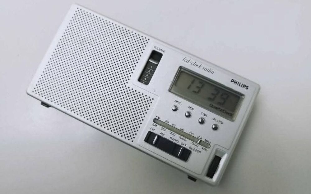 Radio ceas cu alarma Philips 90AS300 AM/FM