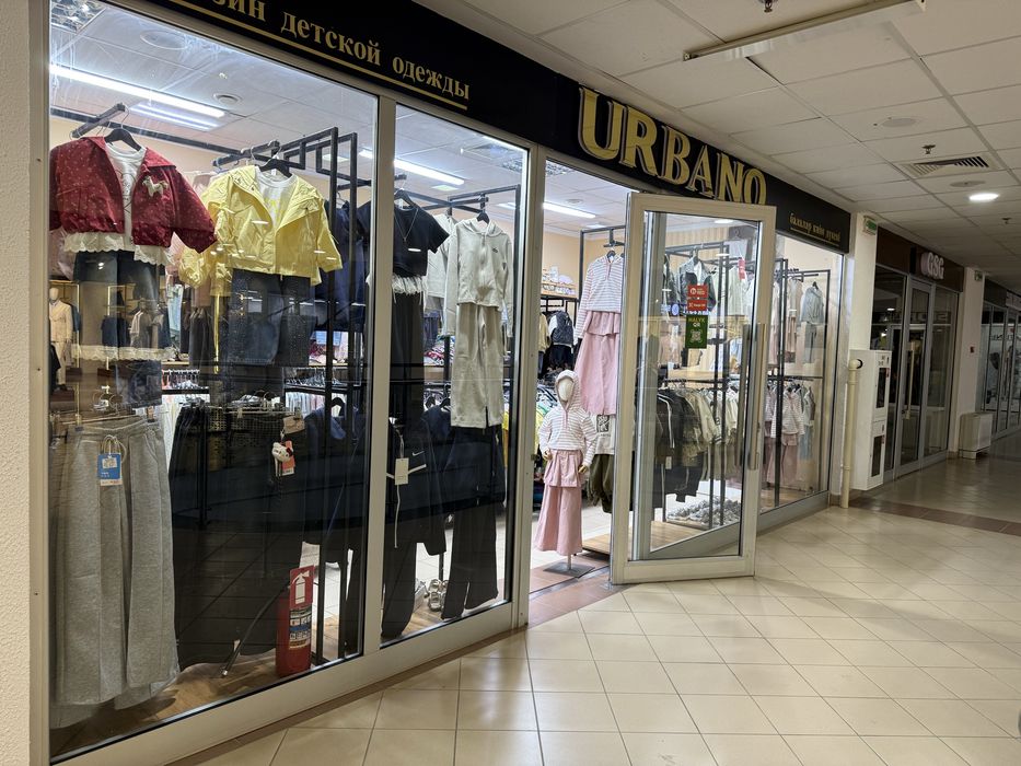 Продам торговое оборудование для бутика