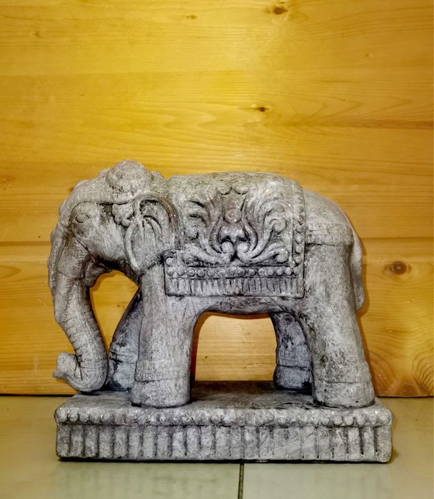 Слон фигура от керамика , декорация за къща градина офис !