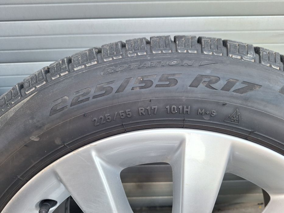 jante Audi originale  pe 17 pt  A4,A5 A6,A7 cu anvelope iarna.
